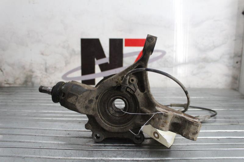 Fusee avant gauche PEUGEOT 307 PHASE 1 BREAK Diesel