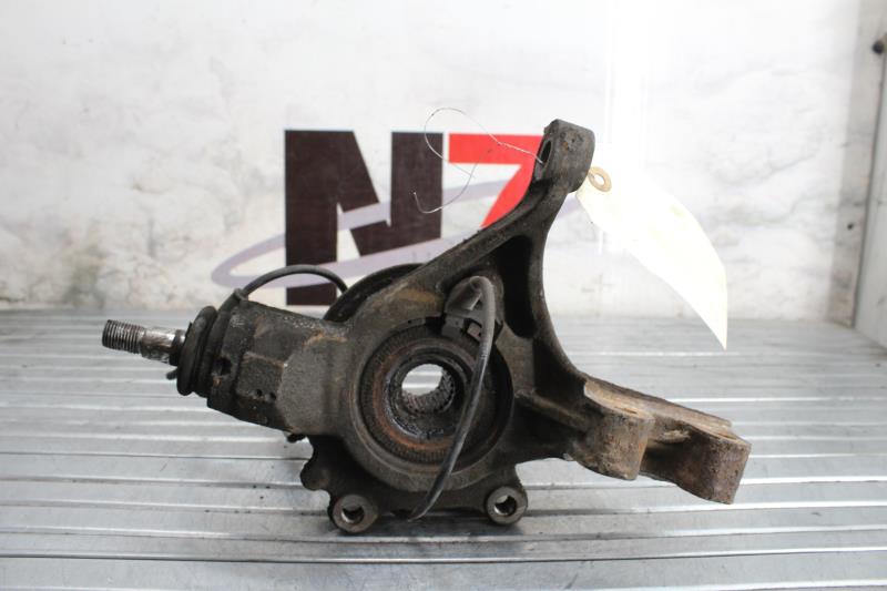 Fusee avant gauche PEUGEOT 307 PHASE 1 BREAK Diesel