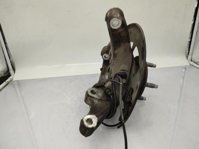 Fusee avant gauche OPEL ASTRA K PHASE 1 Essence