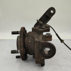Fusee avant gauche NISSAN ALMERA TINO PHASE 1 Diesel