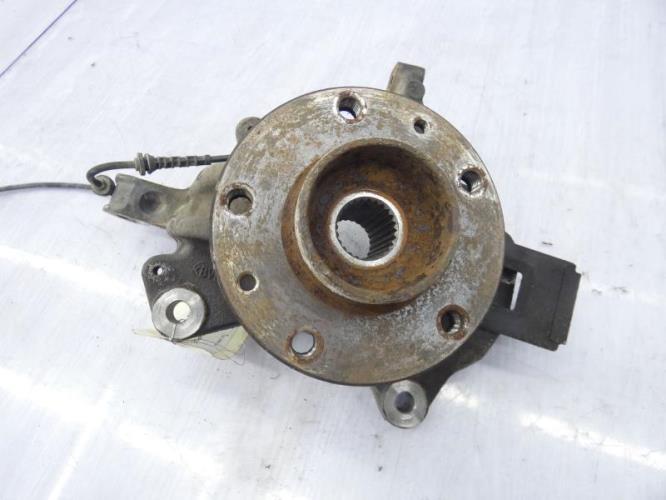 Fusee avant gauche RENAULT MEGANE 3 PHASE 1 Diesel