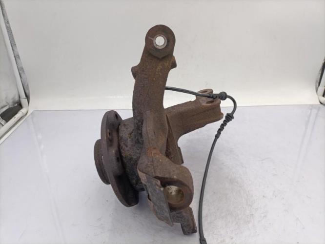 Fusee avant gauche RENAULT MEGANE 3 PHASE 1 BREAK Diesel