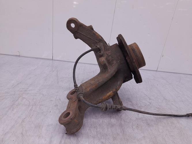 Fusee avant gauche RENAULT MEGANE 3 PHASE 1 Diesel