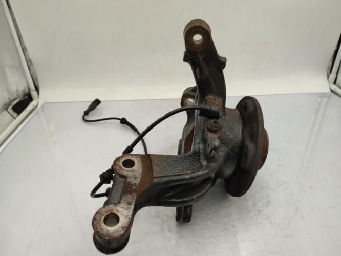 Fusee avant gauche RENAULT SCENIC 3 PHASE 3 Diesel