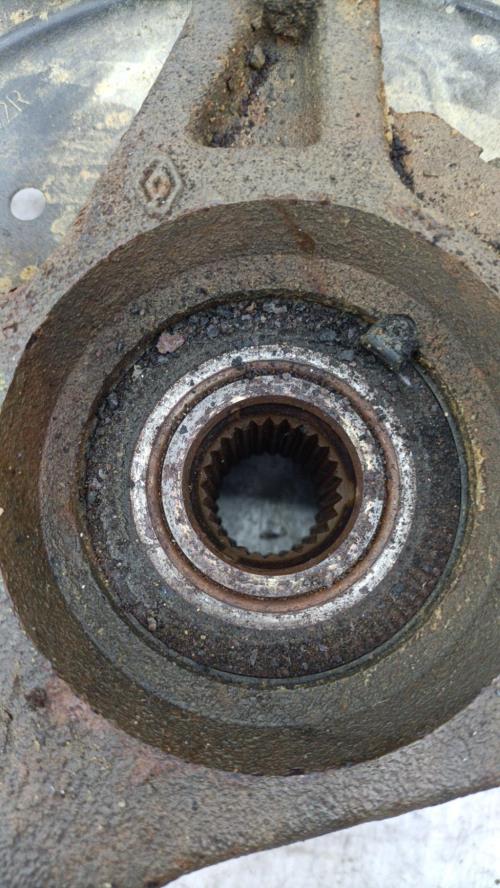 Fusee avant gauche DACIA LODGY PHASE 1