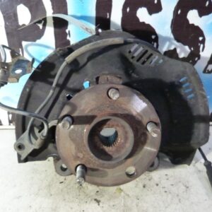 Fusee avant gauche TOYOTA AURIS 1 PHASE 1 Diesel
