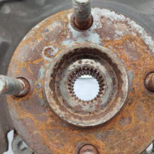 Fusee avant gauche TOYOTA YARIS 2 PHASE 1 Diesel
