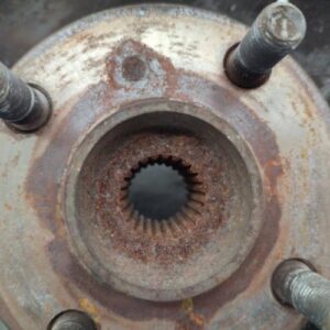 Fusee avant gauche TOYOTA YARIS 1 PHASE 1 Essence