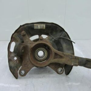 Fusee avant gauche TOYOTA IQ Essence