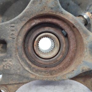 Fusee avant gauche SUZUKI SWIFT 3 Diesel