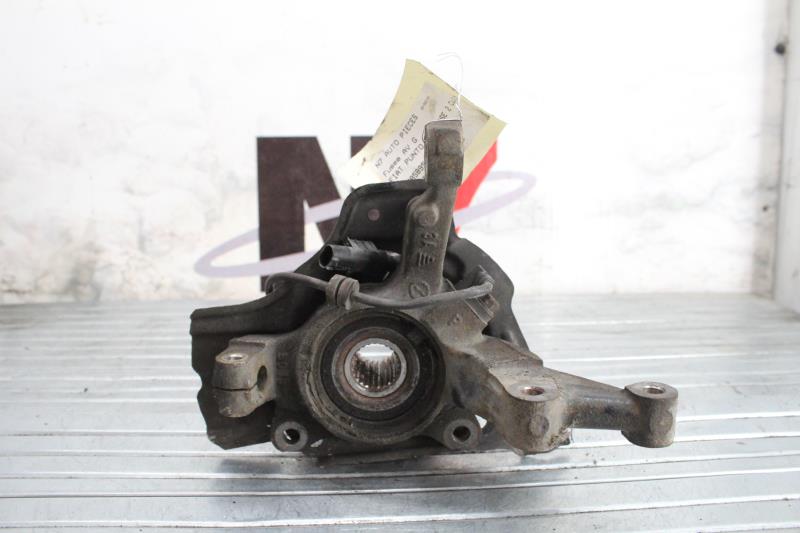 Fusee avant gauche FIAT PUNTO 2 PHASE 2 Diesel