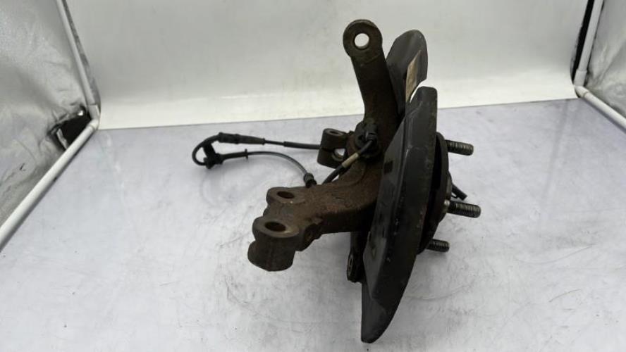 Fusee avant gauche KIA RIO 3 PHASE 2 Essence