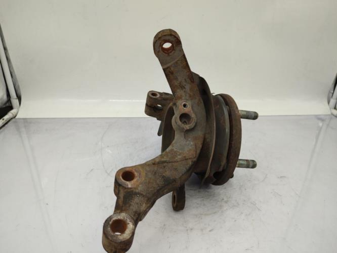 Fusee avant gauche KIA SOUL 1 PHASE 1 Diesel