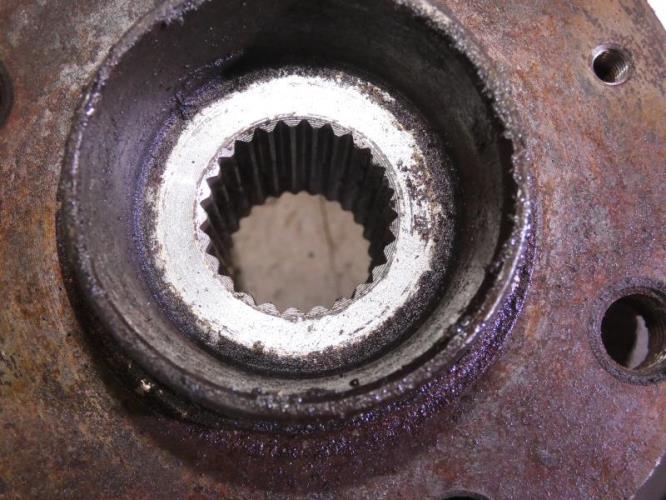 Fusee avant gauche FIAT GRANDE PUNTO Diesel