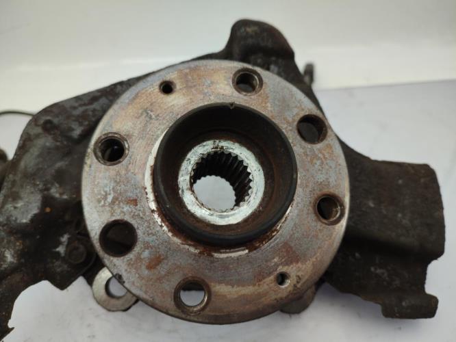 Fusee avant gauche FIAT GRANDE PUNTO Diesel