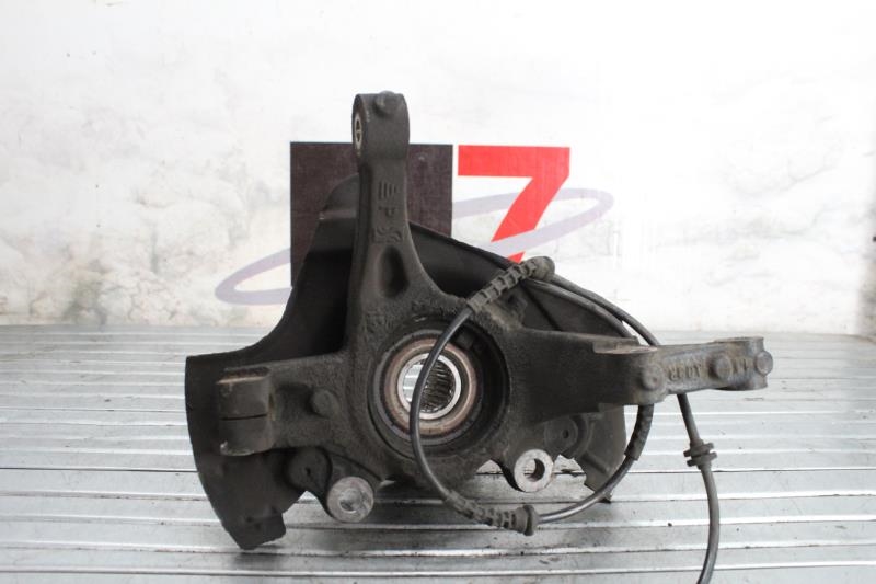 Fusee avant gauche FIAT PUNTO EVO 3 Diesel