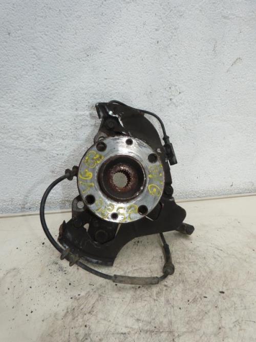 Fusee avant gauche FIAT Essence