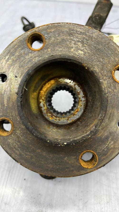 Fusee avant gauche DACIA SANDERO 1 Essence/GPL