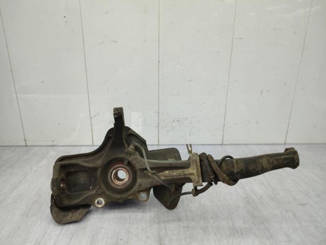Fusee avant gauche ALFA ROMEO 156 PHASE 3 BREAK Diesel