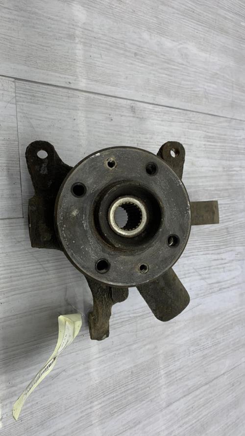 Fusee avant gauche RENAULT LAGUNA 1 PHASE 1 Essence