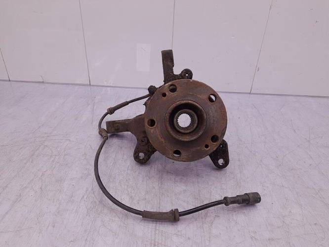 Fusee avant gauche RENAULT SCENIC 1 PHASE 2 Diesel