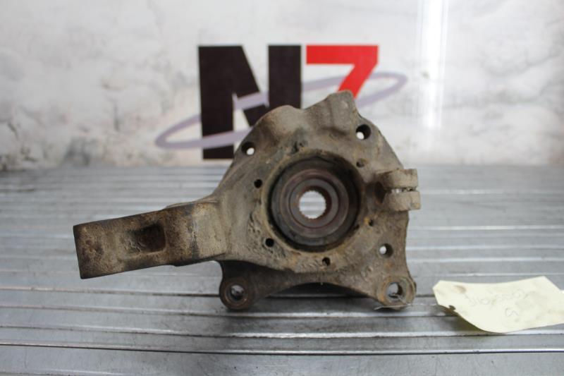 Fusee avant gauche RENAULT R21 PHASE 2 Diesel