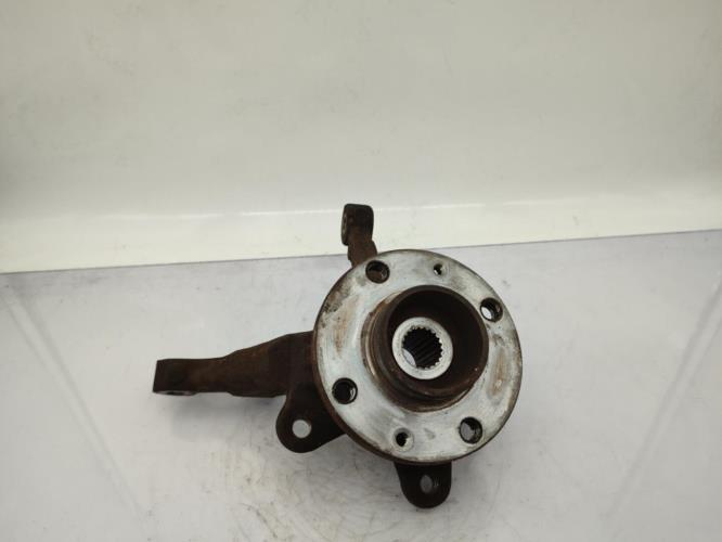Fusee avant gauche RENAULT R21 PHASE 2 Essence