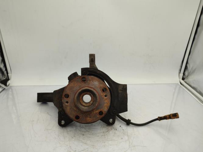 Fusee avant gauche RENAULT SAFRANE PHASE 1 Diesel