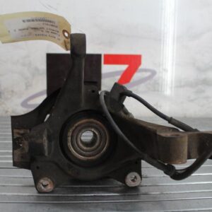 Fusee avant gauche RENAULT SAFRANE PHASE 2 Essence