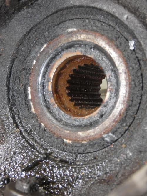 Fusee avant gauche RENAULT MEGANE 1 PHASE 2 Essence