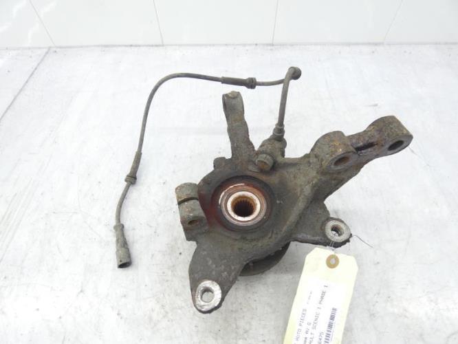 Fusee avant gauche RENAULT SCENIC 1 PHASE 1 Essence