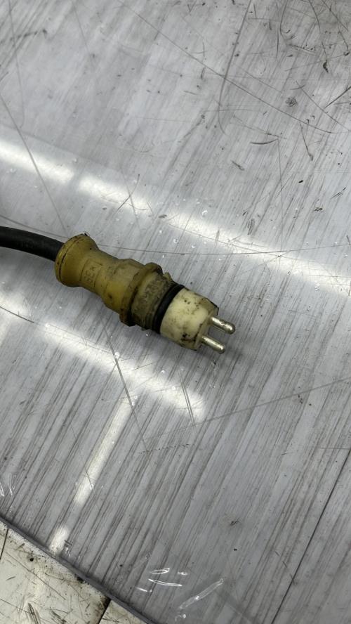 Fusee avant gauche RENAULT TWINGO 1 PHASE 2 Essence