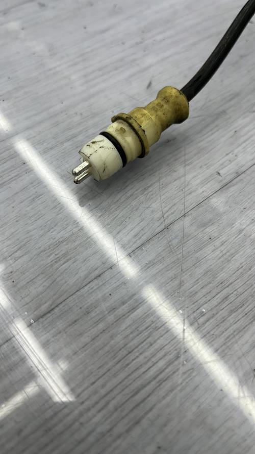 Fusee avant gauche RENAULT TWINGO 1 PHASE 3 Essence