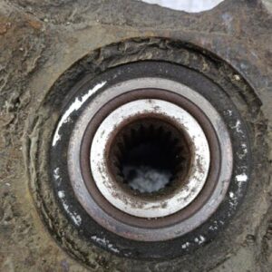 Fusee avant gauche RENAULT CLIO 2 PHASE 1 Essence