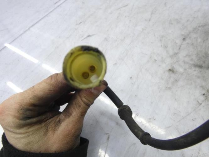 Fusee avant gauche RENAULT CLIO 2 PHASE 1 Essence