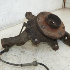 Fusee avant gauche RENAULT CLIO 2 PHASE 2 Essence