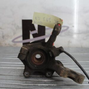 Fusee avant gauche RENAULT CLIO 2 PHASE 2 Essence