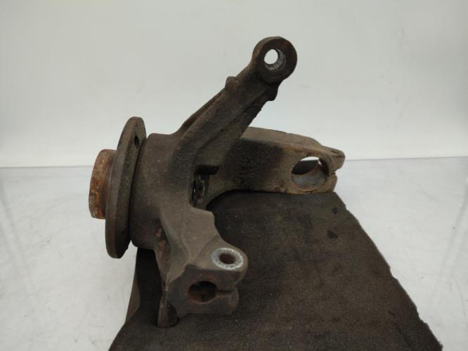 Fusee avant gauche RENAULT MEGANE 2 PHASE 1 Essence