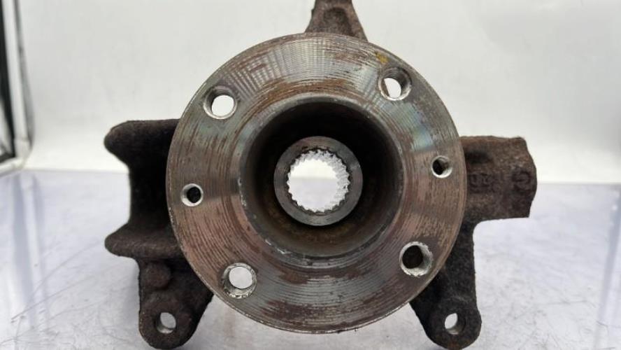 Fusee avant gauche RENAULT MEGANE 2 PHASE 1 Essence