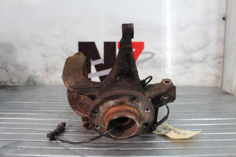Fusee avant gauche RENAULT MEGANE 2 PHASE 1 Diesel