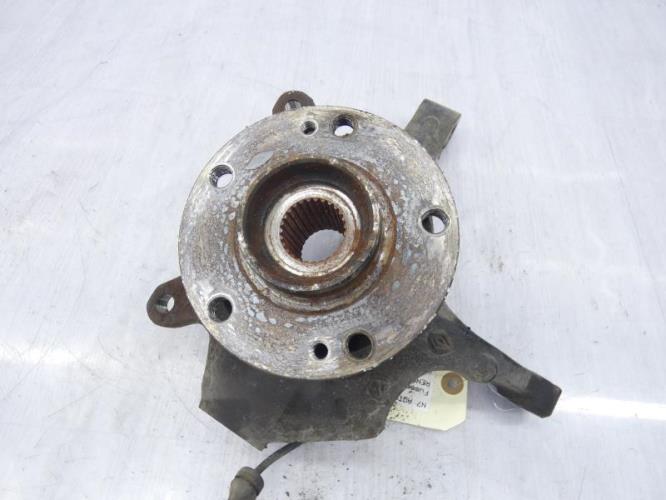 Fusee avant gauche RENAULT LAGUNA 2 PHASE 1 Diesel