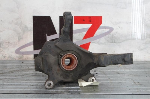 Fusee avant gauche RENAULT LAGUNA 2 PHASE 1 Diesel