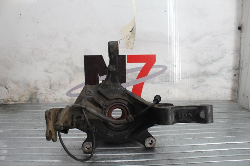 Fusee avant gauche RENAULT LAGUNA 2 PHASE 1 Diesel