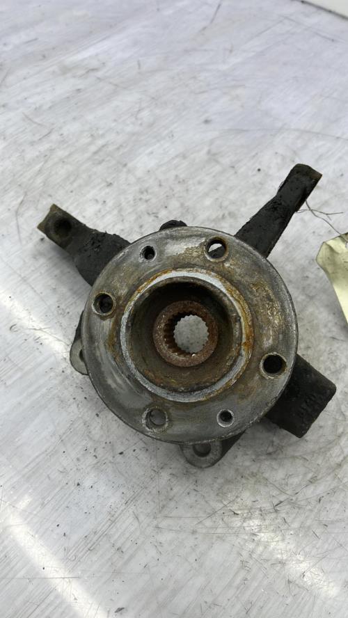 Fusee avant gauche RENAULT KANGOO 2 PHASE 1 Diesel