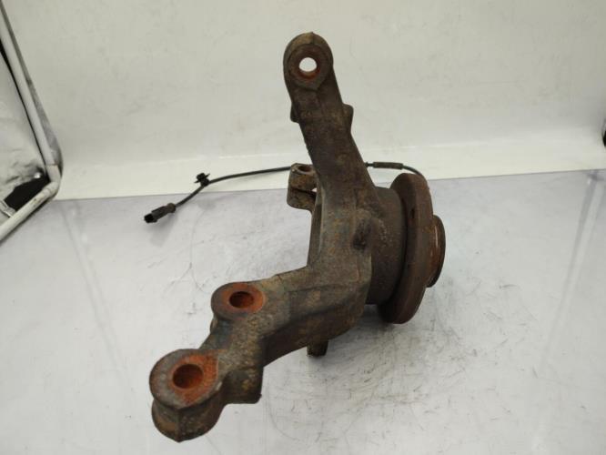 Fusee avant gauche RENAULT KANGOO 2 PHASE 1 Diesel
