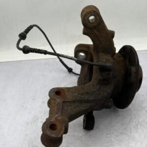 Fusee avant gauche DACIA DUSTER 1 PHASE 1 Diesel