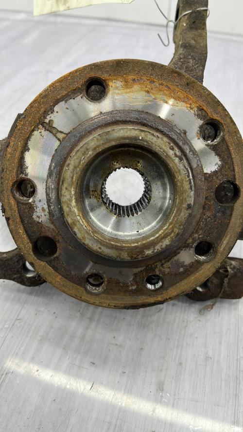 Fusee avant gauche OPEL ZAFIRA A PHASE 1 Diesel