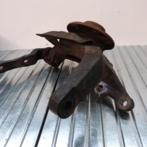 Fusee avant gauche OPEL CORSA B PHASE 2 Essence