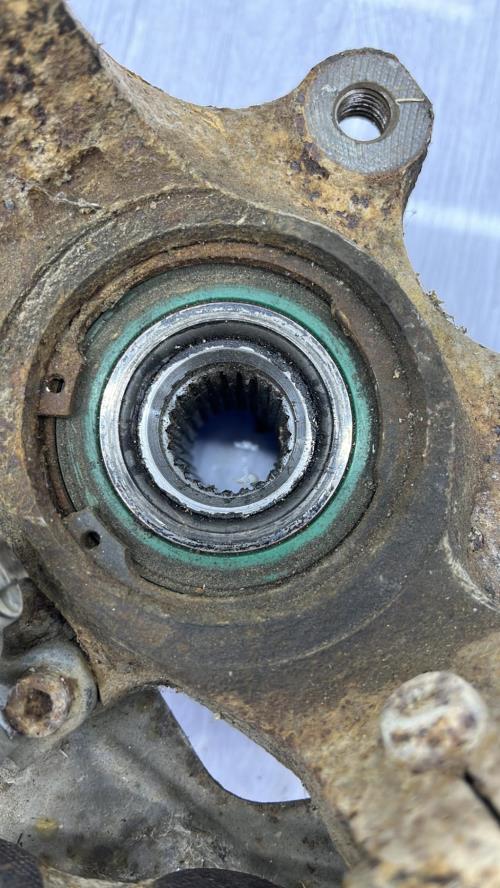 Fusee avant gauche OPEL TIGRA 1 COUPE Essence