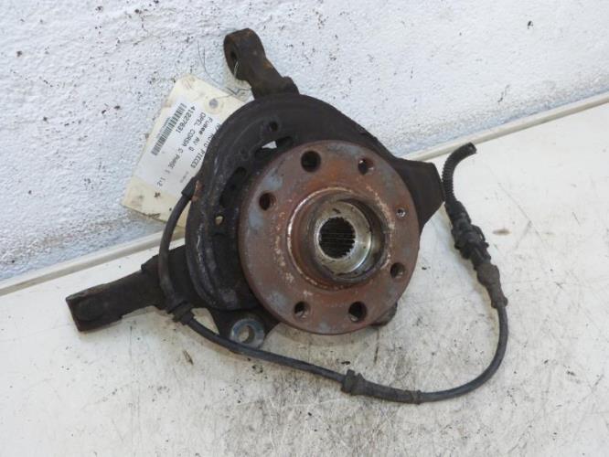 Fusee avant gauche OPEL CORSA C PHASE 1 Essence